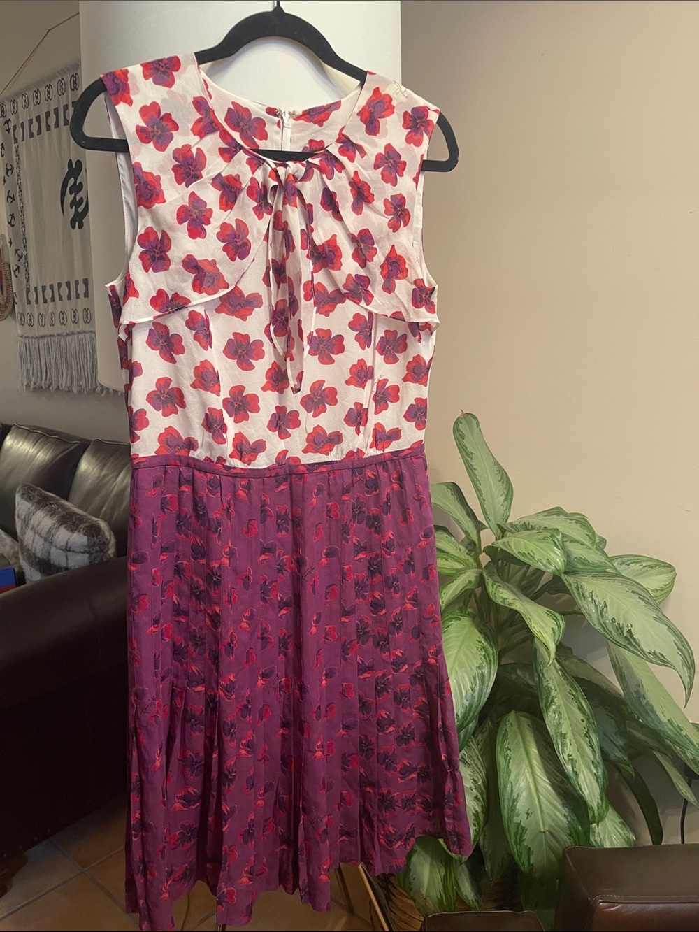 Tory Burch Silk Pink and purple Floral Tie-Neck Dress size 8
